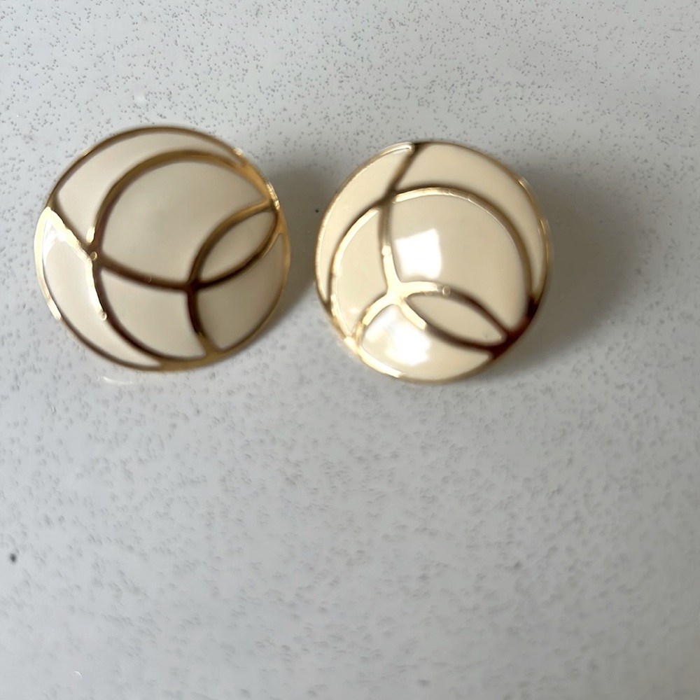 Monet beautiful enamel clip earrings
